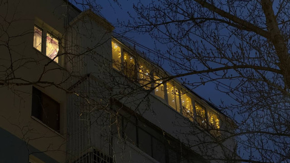 Полиция Самары разыскивает спайдермена, спустившегося с 16-го этажа по кондиционерам