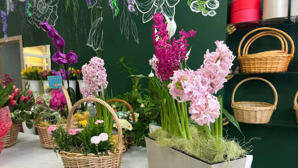 Стало известно, сколько денег мужчины в Самаре готовы потратить на подарки к 8 Марта 