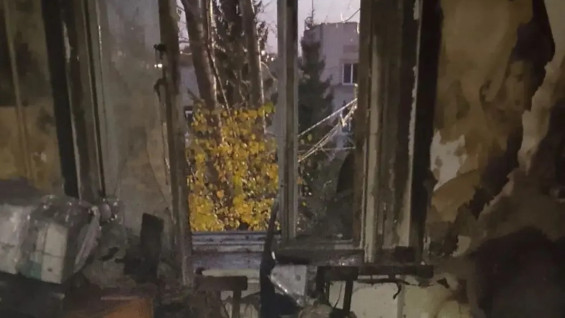 Под Самарой пожарные из огня вынесли мужчину-инвалида 