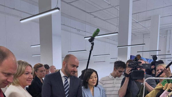 Вячеслав Федорищев и Татьяна Ким открыли логистический центр Wildberries около Самары 