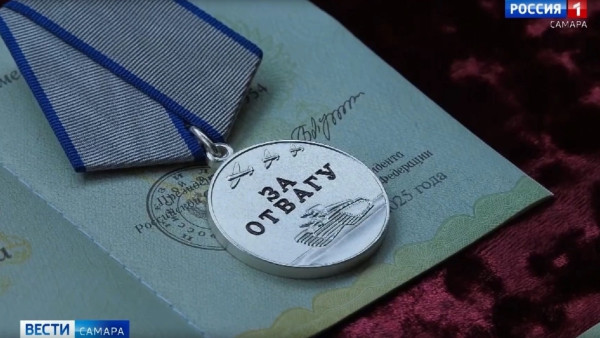 Вячеслав Федорищев наградил бойцов спецназа ЦВО