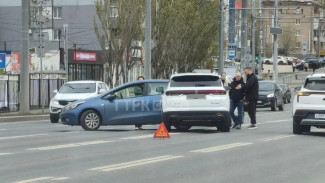 В Самаре на Московском шоссе произошло ДТП с участием 3 машин