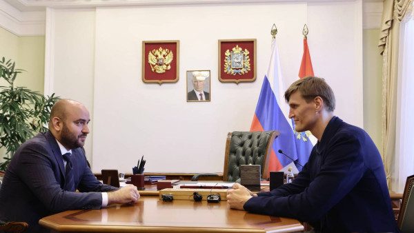 Вячеслав Федорищев и Андрей Кириленко обсудили развитие баскетбола в Самарской области