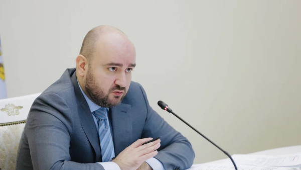 Вячеслав Федорищев рассмотрел обращения граждан на оперативном совещании в правительстве