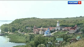 В Самарской области в Волгу выпустили 40 тысяч мальков краснокнижной стерляди