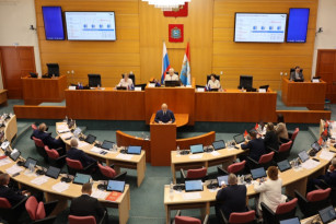 Депутатам Самарской Губернской Думы представили отчет о работе Правительства Самарской области  
