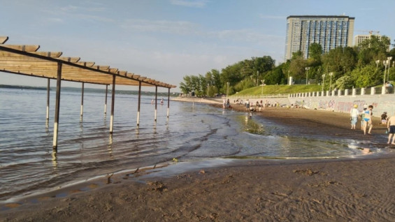 В Самаре вода в Волге прогрелась почти до +12°C
