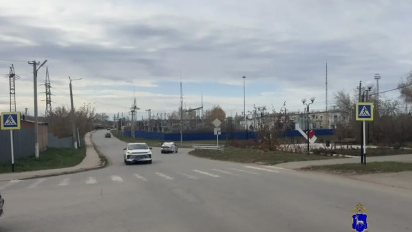 Под Самарой 13-летняя девочка попала под Renault