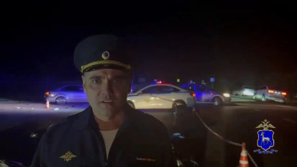 Мотоциклист и его пассажирка разбились в ДТП с грузовиком в Самаре