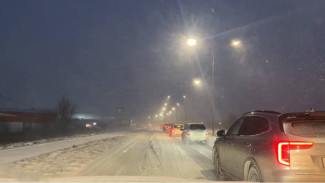 В Самарской области из-за непогоды 3 января ограничено движение всех видов транспорта на участке федеральной трассы М-5 