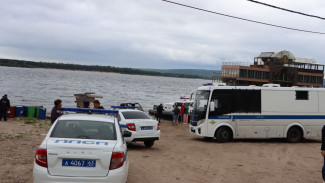 В самарском Студеном Овраге незаконно брали деньги за парковку