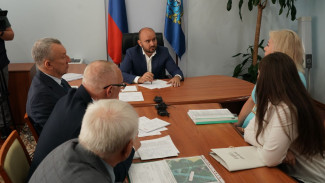 Врио губернатора взял на личный контроль обращения граждан пгт Новосемейкино