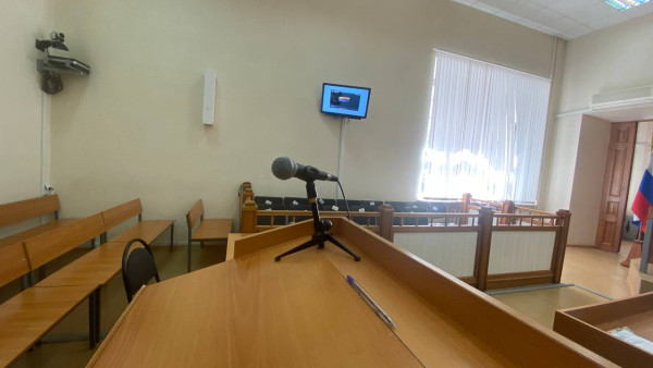 В Самарской области осудили экс-полицейского за взятки и рукоприкладство