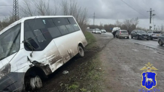 В Самарской области легковушка вылетела на встречку к автобусу: есть пострадавшие