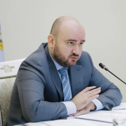 Вячеслав Федорищев рассмотрел обращения граждан на оперативном совещании в правительстве