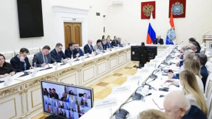 Вячеслав Федорищев дал поручение ГЖИ провести проверки качества уборки дворов и очистки крыш от наледей