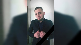 В Самарской области простились с бойцом, который провел в зоне СВО 3 месяца