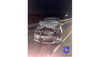 В аварии с фурой под Самарой пострадали водитель и пассажир легковушки