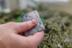 Самарцам предложили отменить комиссию за банковские переводы 