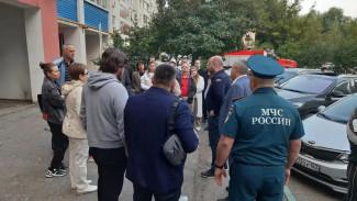 Под Самарой после атаки БПЛА поврежден многоквартирный дом 1 сентября