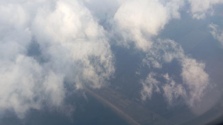 Пилоты самолета из Москвы увидели 10 фантомных меток в небе над Самарой