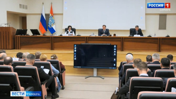 Дмитрий Азаров провел очередное заседание антинаркотической комиссии Самарской области