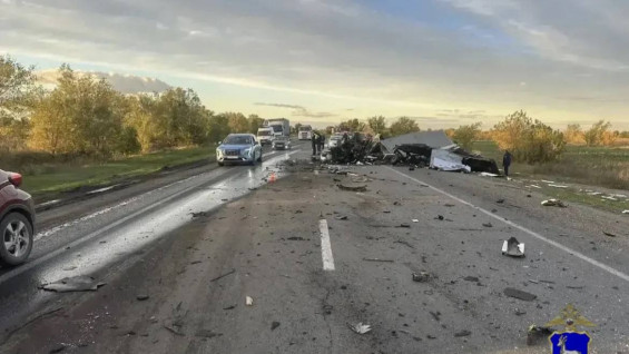 Опубликованы кадры жуткого ДТП с погибшим под Самарой 1 октября