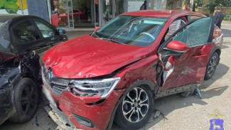 В Самарской области в массовом ДТП пострадали женщина и ребенок 21 июня