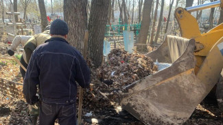 В Самаре ведется генеральная уборка 19 городских кладбищ