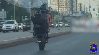 Самарский мотоциклист публично извинился за опасные трюки на дорогах 