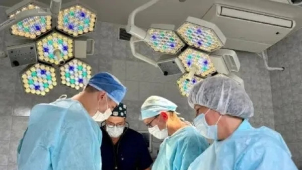 Самарские врачи спасли новорождённого с редчайшей патологией