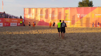 Самарские "Крылья Советов" проиграли питерскому "Кристаллу" со счетом 4:5