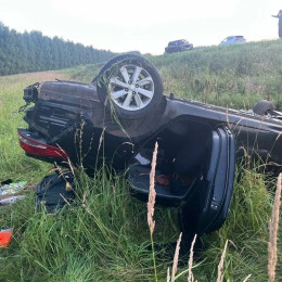 20-летний водитель за рулём Kia Rio вылетел в кювет по пути в Самарскую область