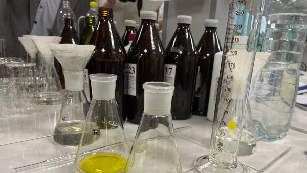 Самарские учёные запатентовали новую технологию получения полимеров для работы в СВЧ-диапазоне