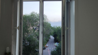 В Самарской области на окна школ вешают замки