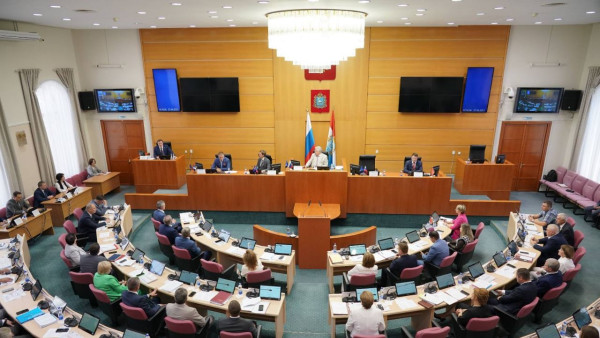 Дмитрий Азаров поблагодарил жителей Самарской области за консолидацию вокруг Президента страны