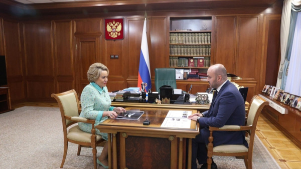 Председатель Совета Федерации Федерального Собрания РФ Валентина Матвиенко провела рабочую встречу с губернатором Самарской области 