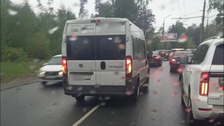 В Тольятти водителя автобуса оштрафовали за опасный выезд на встречку