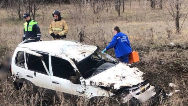 Водитель без прав отправил "Ниву" в кювет на трассе "Самара-Оренбург"