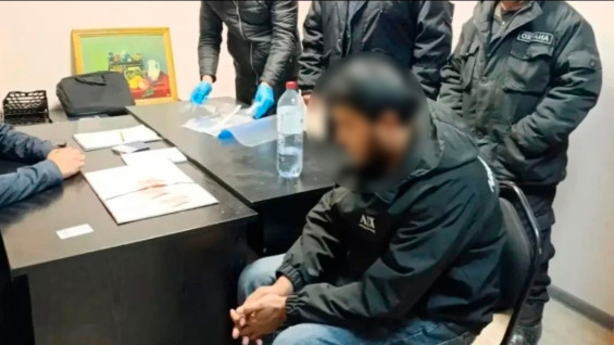 В Самаре иностранца обвиняют в попытке дать взятку сотруднику транспортной полиции
