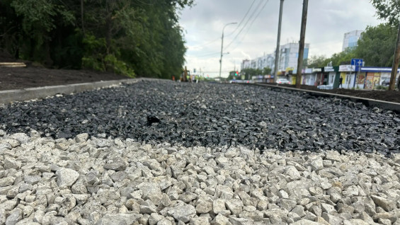 В Самаре отремонтировали тротуары у школы рядом с Волгарем
