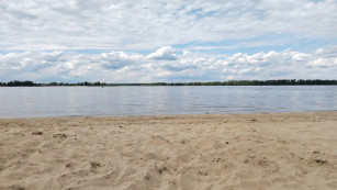 Роспотребнадзор выявил 8 пляжей региона с сомнительным качеством воды