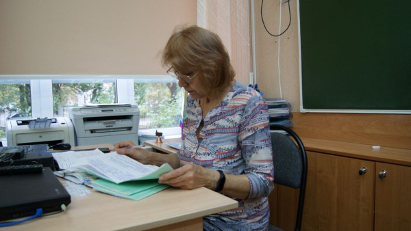 Самарским директорам школ и главврачам хотят ввести зарплатный потолок