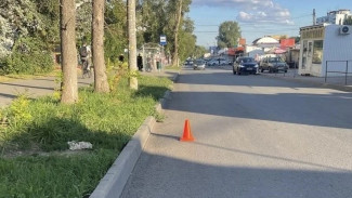 В Самаре 77-летняя пенсионерка попала под колёса автомобиля