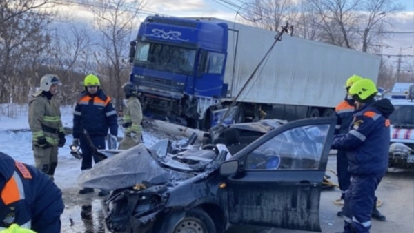 На Поволжском шоссе в Самарской области 6 марта 2023 года случилась жуткая авария