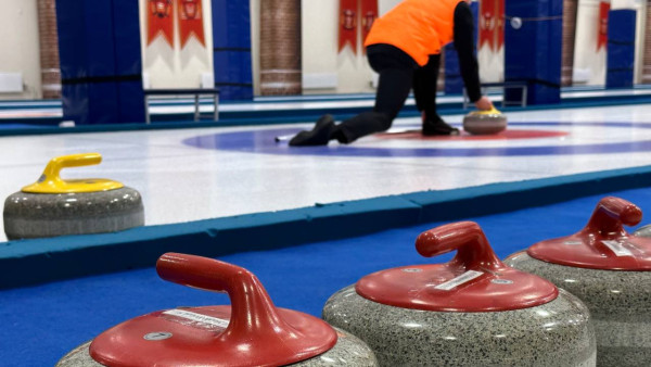 2 ноября в Самаре стартовали Всероссийские соревнования по керлингу