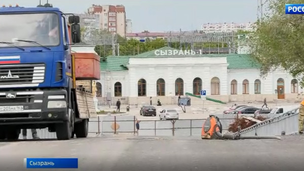 Вячеслав Федорищев оценил реконструкцию автомобильного моста у ЖД вокзала «Сызрань-1»