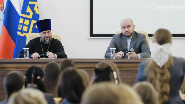 Вячеслав Федорищев встретился со студентами Поволжской академии Святителя Алексия