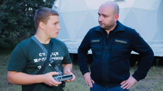 Вячеслав Федорищев провел встречу с воспитанниками областного военно-патриотического лагеря «Сердце Волжанина»