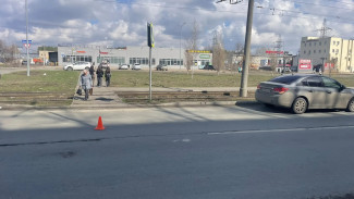 На улице Ташкентской в Самаре водитель сбила пожилую женщину на пешеходном переходе